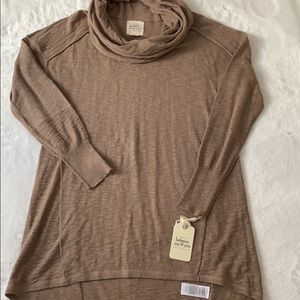 BNWT- Between me and you OVERSIZED Sweater